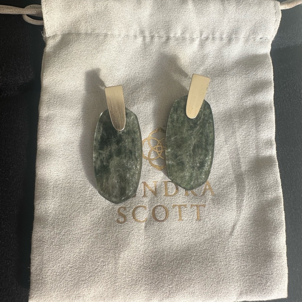 Kendra Scott Statement Earrings - image 3